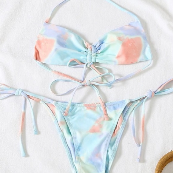 SHEIN tie dye bikini - Picture 3 of 3